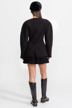 Minimalist Tailored Blazer with Clean Collarless Design – Black
