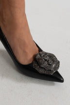 Embellished Rose Detail Pointed-Toe Pumps – Black